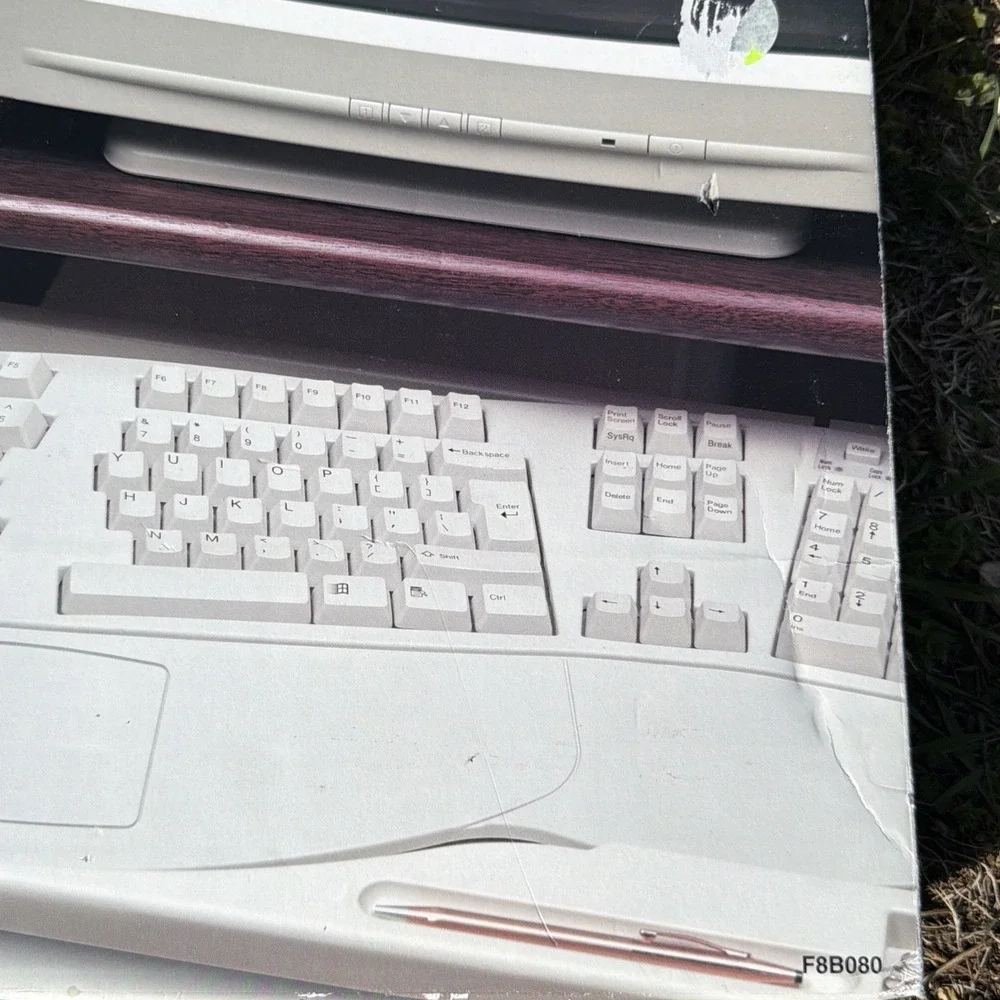 Belkin Under Desk Keyboard Drawer W/ Built in Storage, Wrist Wrest (#F8B080)VTG